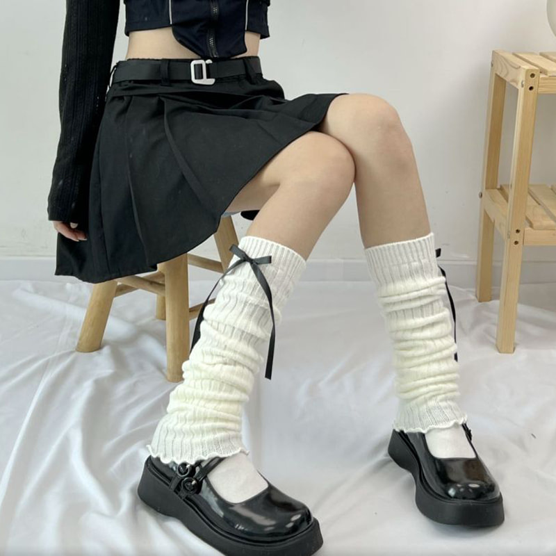 Japanse zwart -witte poolsokken