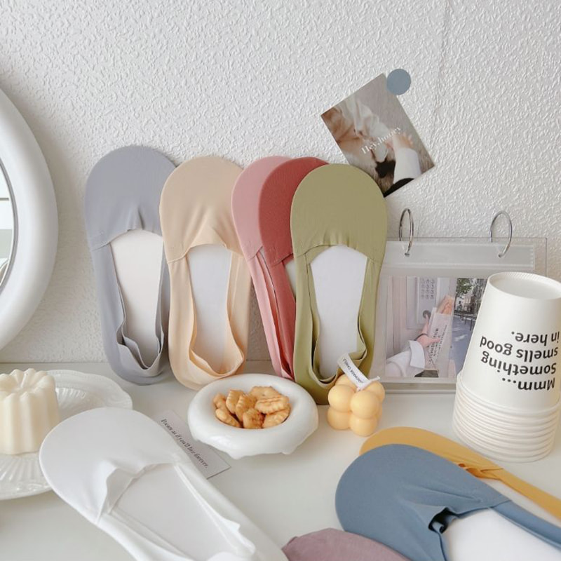 Morandi Ice Silk Splicing Ice Silk Fabric onzichtbare sokken