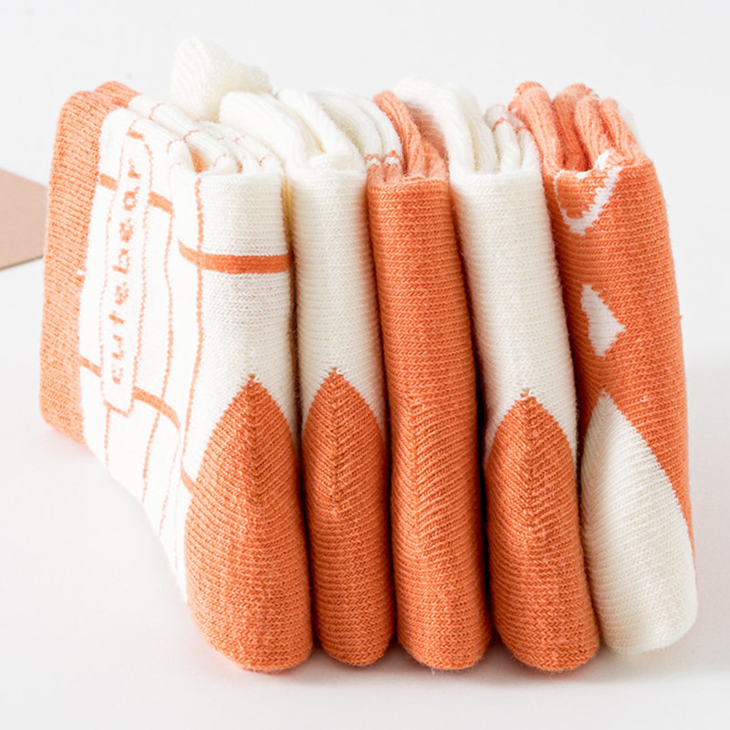 Girl's Socks Cartoon Orange Rabbit Medium grote kinderen sokken Girl's Socks Cartoon Orange Rabbit Medium grote kinderen sokken