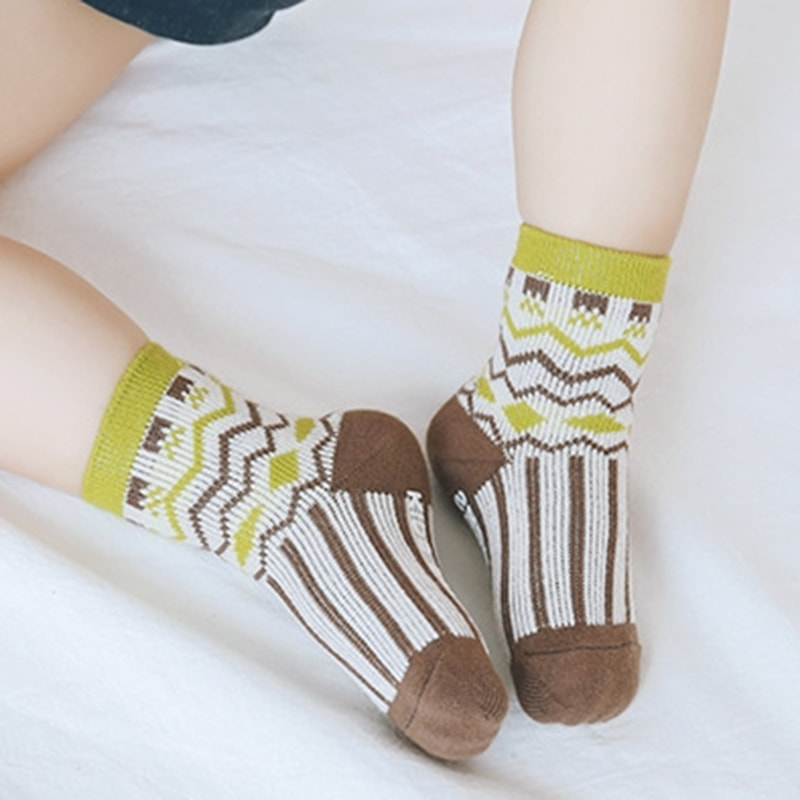 Dubbele naaldkinderen sokken, antiklislijm, loopsokken, losse mond babysokken, pasgeboren babysokken Dubbele naaldkinderen sokken, antiklislijm, loopsokken, losse mond babysokken, pasgeboren babysokken